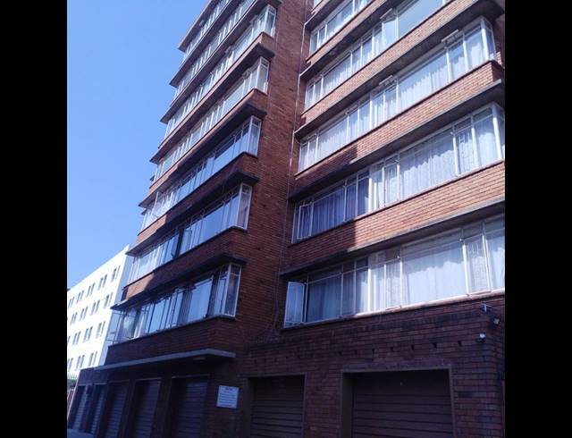 2 BEDROOM APARTMENT FOR SALE IN SUNNYSIDE